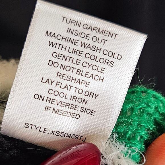 Ugly XMas Sweater SzL Camper Outdoor Santa‎ mountain n Trees n Camping theme. - Picture 9 of 14